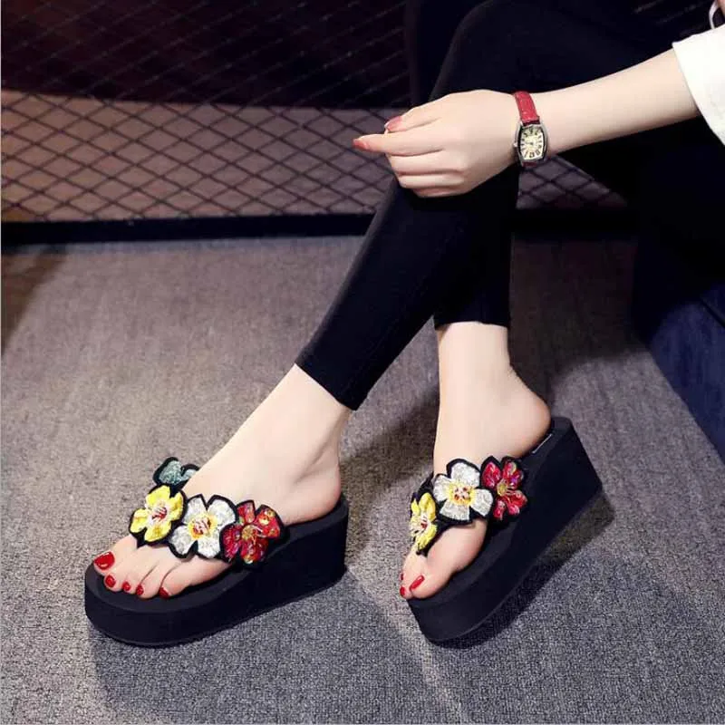 

New Flip Flops Summer shoes woman Beach Sandals Women's Slippers Female Flat Sandals Rhinestone wedge pantoufle femme