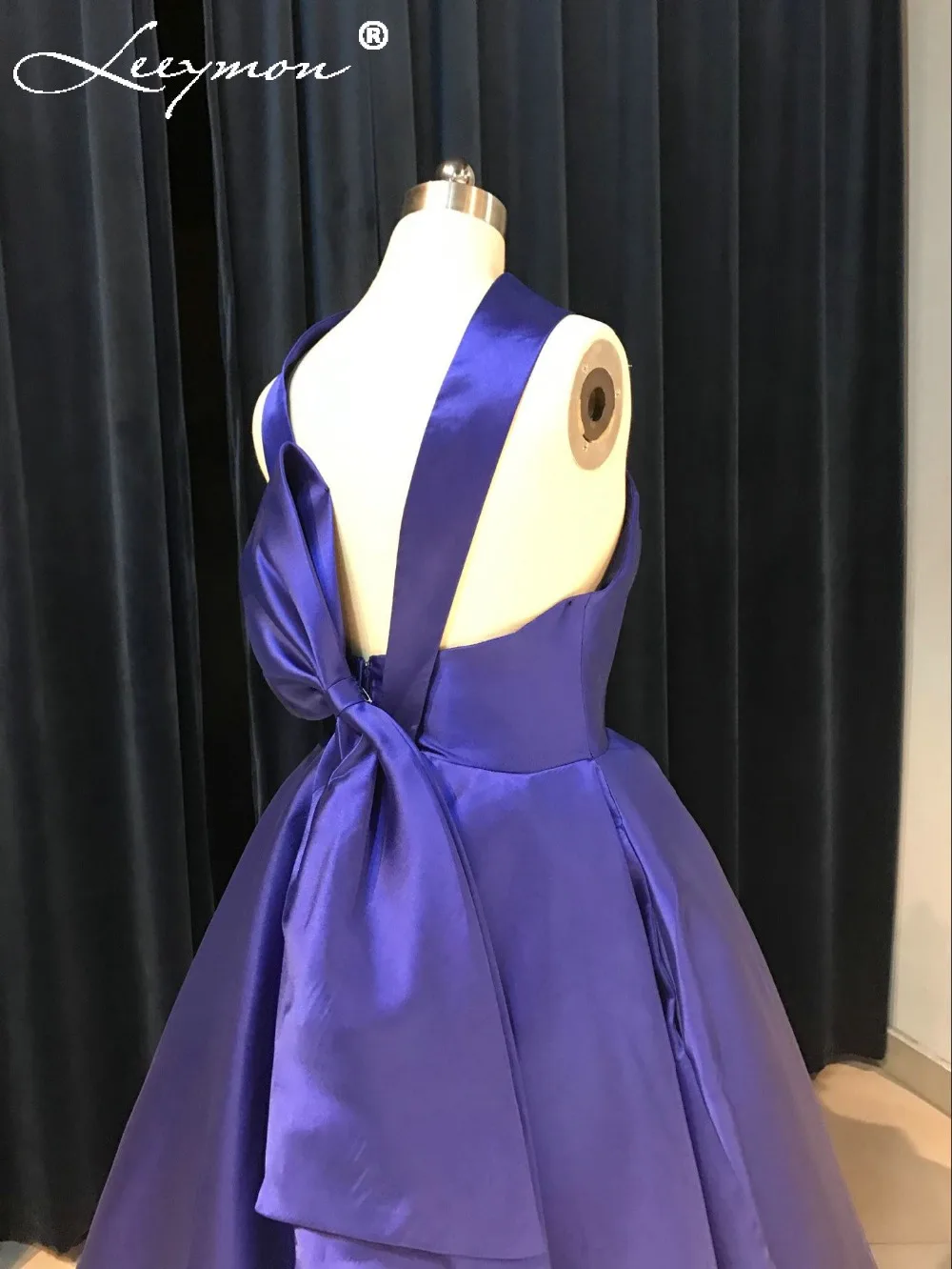 Женское атласное платье подружки невесты длинное плиссированное без рукавов с