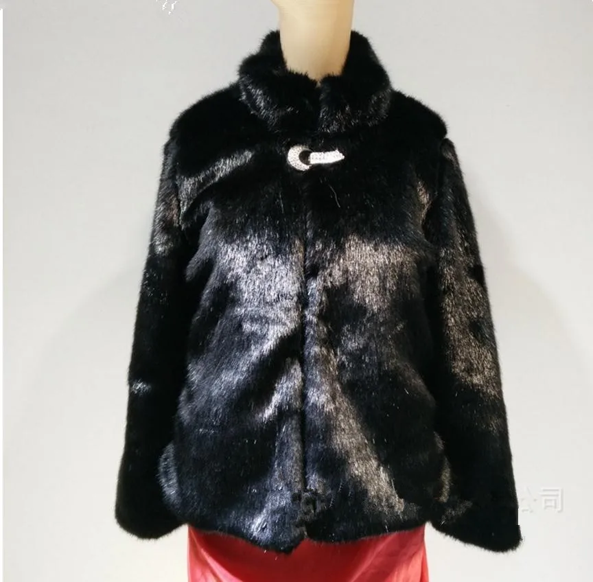 Новые женские короткие куртки с искусственным мехом черные/белые зимние и