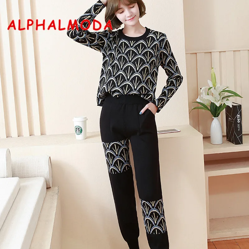 Женский трикотажный спортивный костюм ALPHALMODA джемпер с узором и брюки-карандаш 2