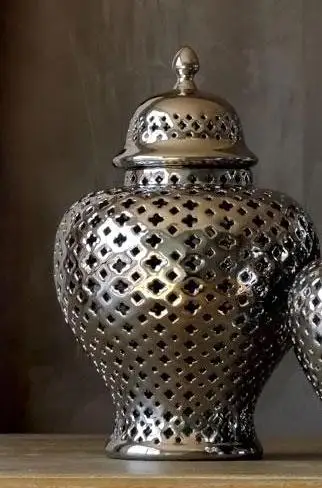 Золото/серебро простой современный Hollows Jar Hollows Храмовая банка домашнего интерьера креативный керамический горшок украшения белая фарфоровая банка - Цвет: Height 27.5CM
