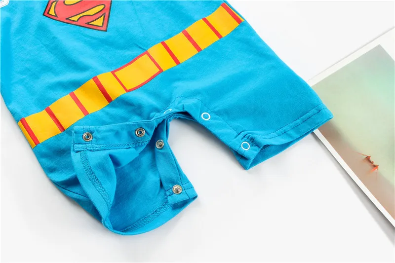 Летняя одежда для новорожденных мальчиков мультяшный супергерой Комбинезоны Человек-паук Бэтмен Капитан Америка детские комбинезоны