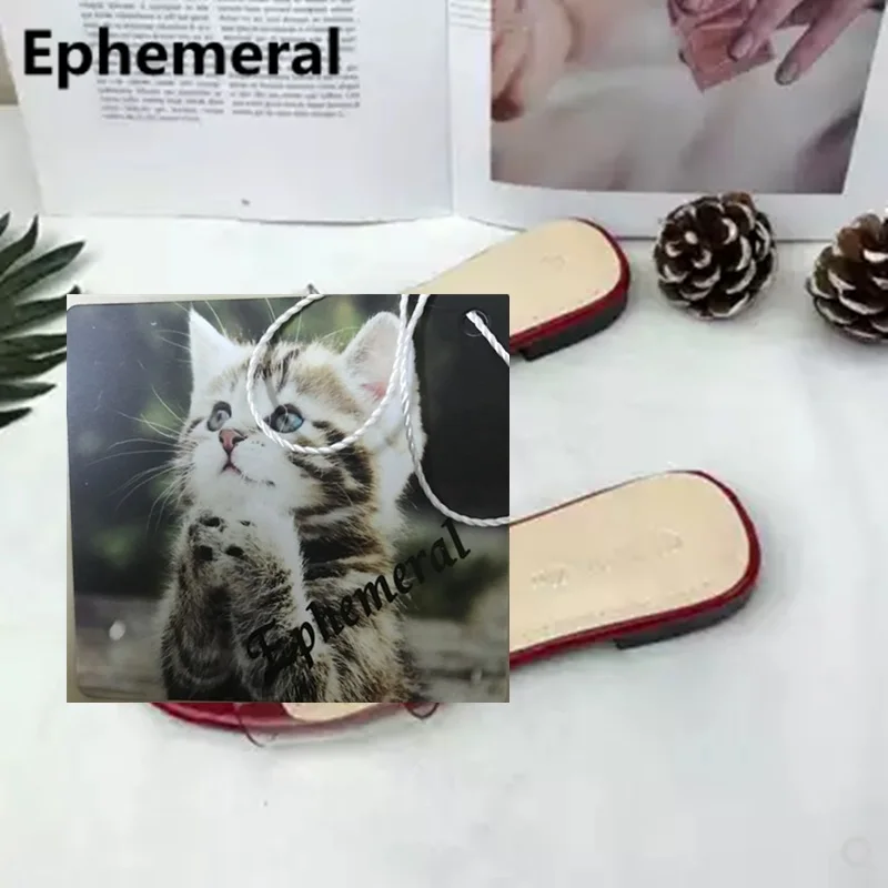 Прозрачные женские черно-белые шлепанцы сланцы Летняя обувь с открытым носком плоская подошва размера плюс 45, 44, 34 Римский стиль соответствует реальным размерам