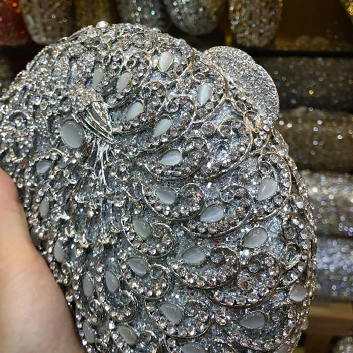 Серебристая вечерняя сумка роскошный клатч с кристаллами золотистый вечерний