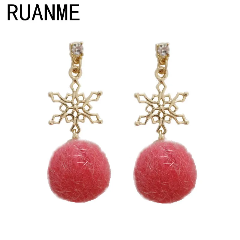 South Korea's temperament contracted and collars Autumn/winter warmth of heart the young girl students lint earring wholesale |