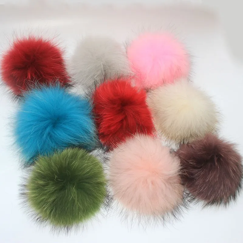 2 шт./лот DIY 15 см помпоны из натурального меха енота меховые шарики для вязаных шапок брелок и шарфы обувь окрашенная помпон из натурального меха
