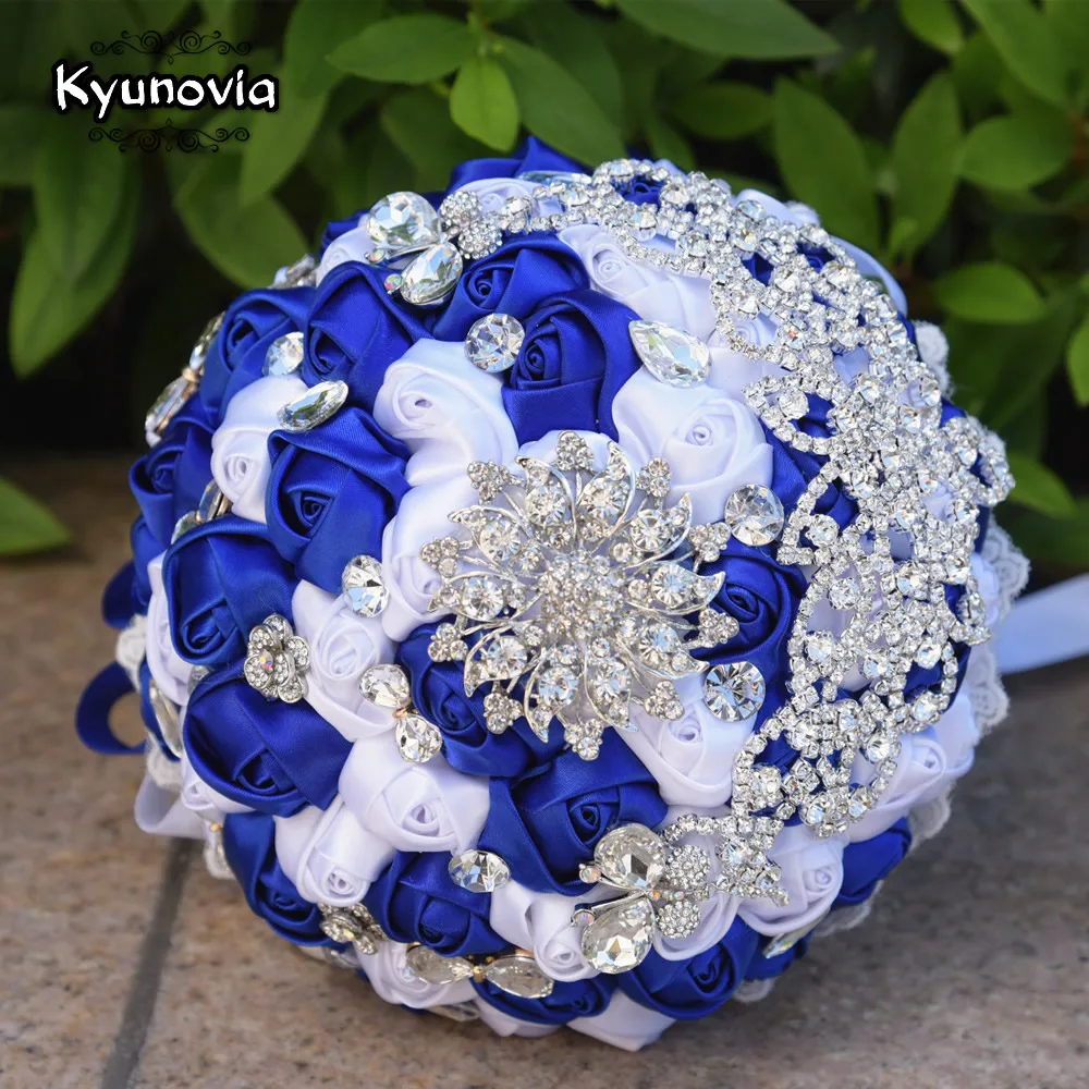 

Kyunovia Stunning Brooch Wedding Bouquet Satin Roses Bridal Bouquets Lace Handle Brooches Bouquet Crystal Wedding Bouquet FE66