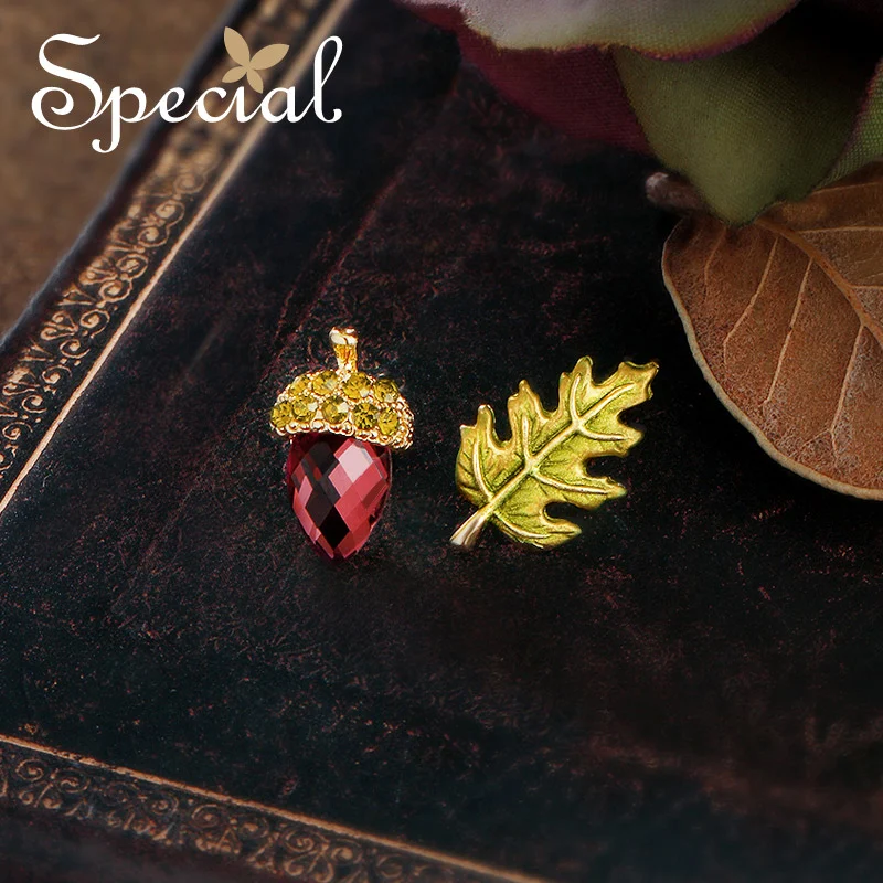 Специальные шикарные серьги-гвоздики Pinecone милые асимметричные серьги с