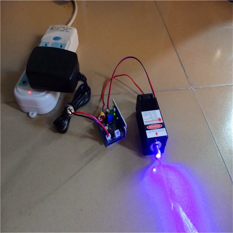 Сине фиолетовый лазерный модуль 3000 МВт для мини лазерной гравировальной машины с