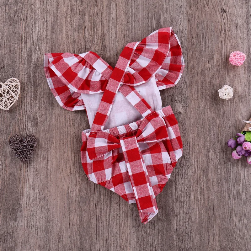 Летний комбинезон в клетку для новорожденных девочек милый с оборками и бантом