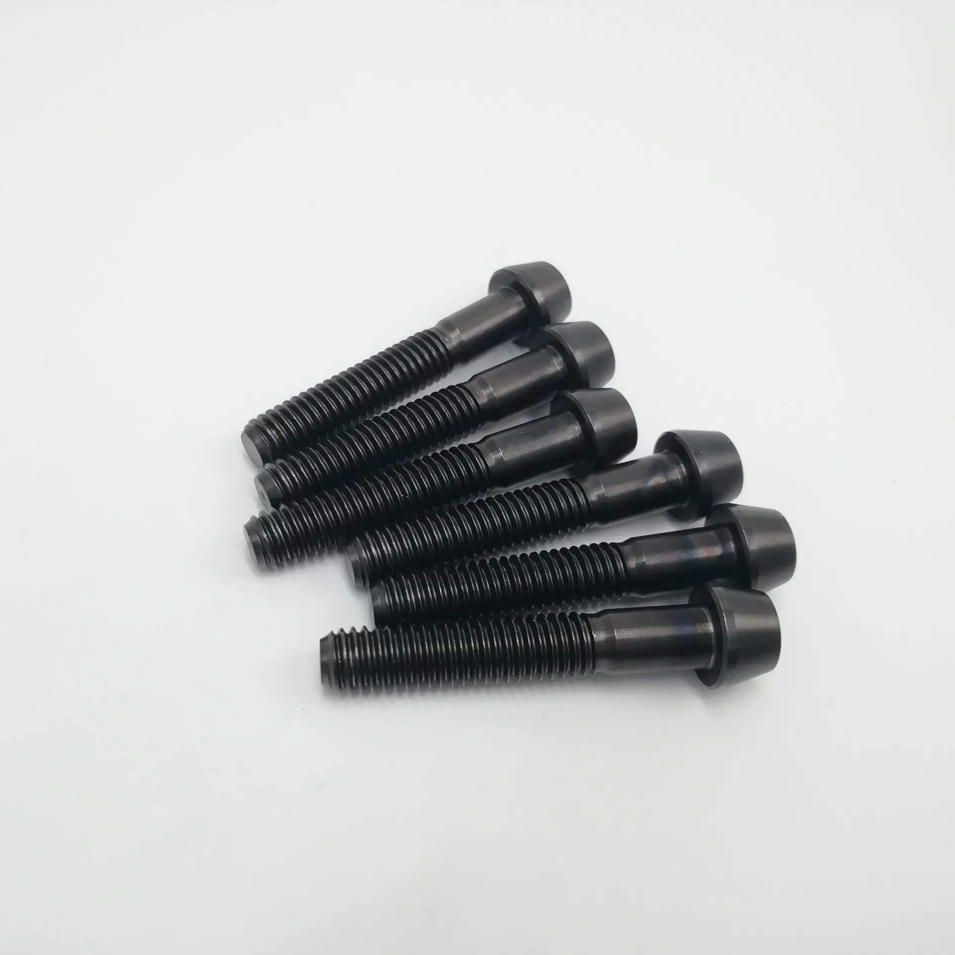 Титановый болт Ti M6x35mm M6 * 35 конический шестигранный винт с конической головкой