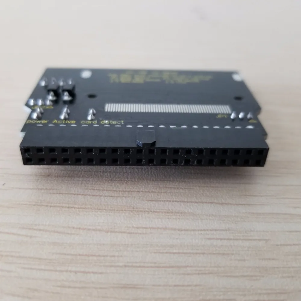 Компактный адаптер для внешней вспышки IDE 40Pin с внутренней резьбой на CF
