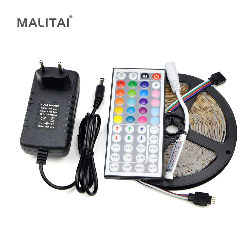 5 м 300LED не водонепроницаемая светодиодная лента RGB 2835 DC 12V Гибкая для украшения