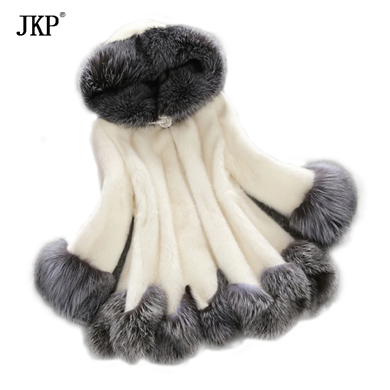 Женская шуба средней длины из искусственного меха с капюшоном и воротником лисы