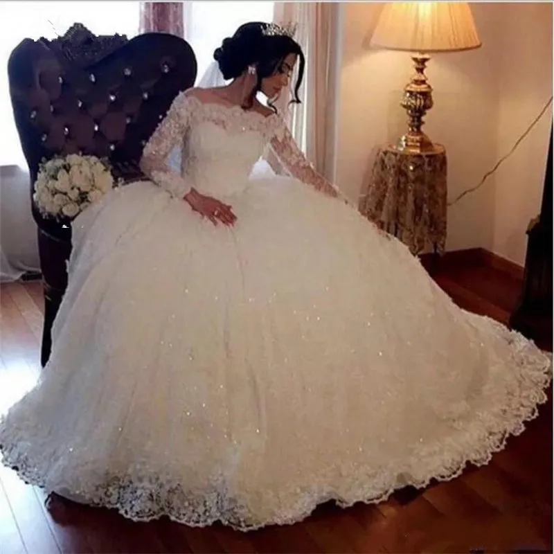 

Ball Gown Long Sleeve Wedding Dresses boat neck bridal dress Fluffy Tulle Lace Beading Luxury Wedding Gowns Vestido De Noiva