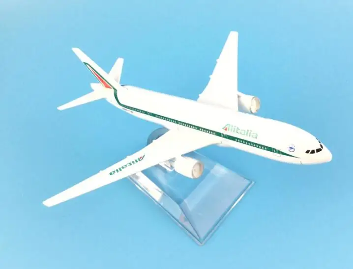 Модель самолета Боинг 400 модель авиакомпании Италия B777 металлическая для детей