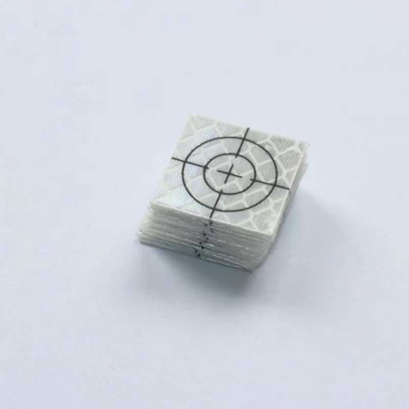 

Новый отражатель 20x20 мм