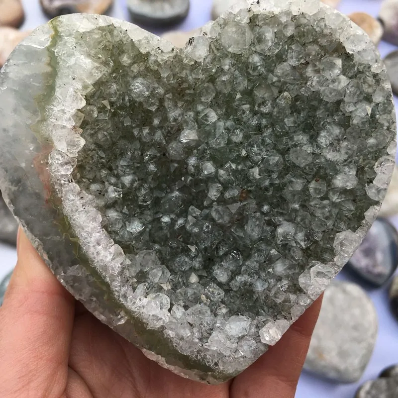 

Raw NATURAL AGATE HEART QUARTZ CRYSTAL HEALING wedding souvenirs guests