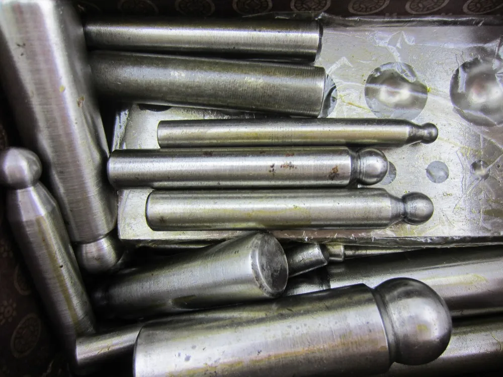 Машина для изготовления золотых ювелирных изделий набор пробойников и блоков