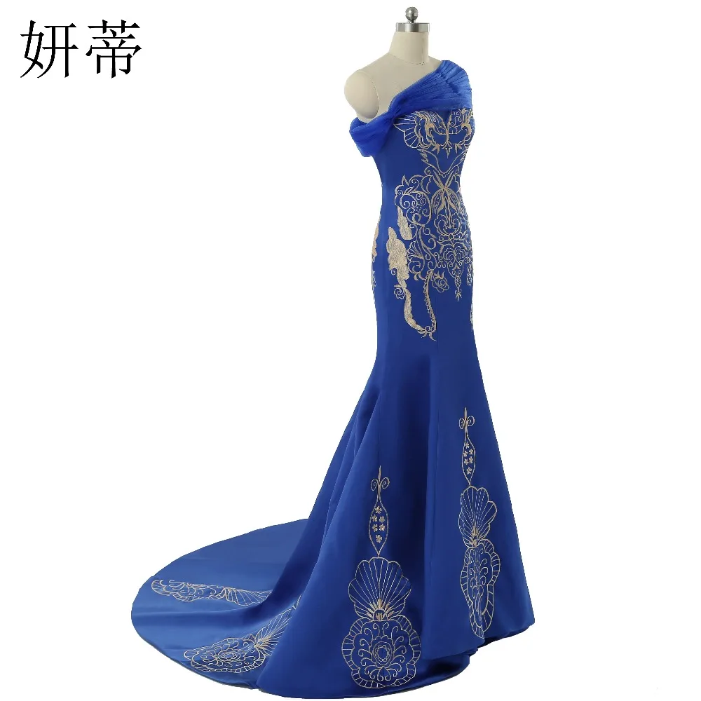 Элегантное атласное с юбкой русалкой вечернее платье вышивкой 2017 одним плечом