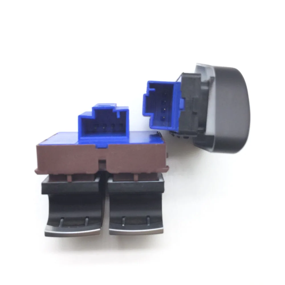 Блокировка/разблокировка задней двери и заслонки топливного отсека