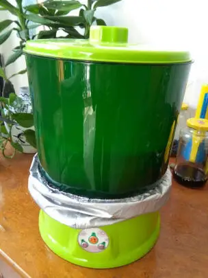 

Automatic bean sprouts machine constant temperature cultivation machine four seasons universal double layer.