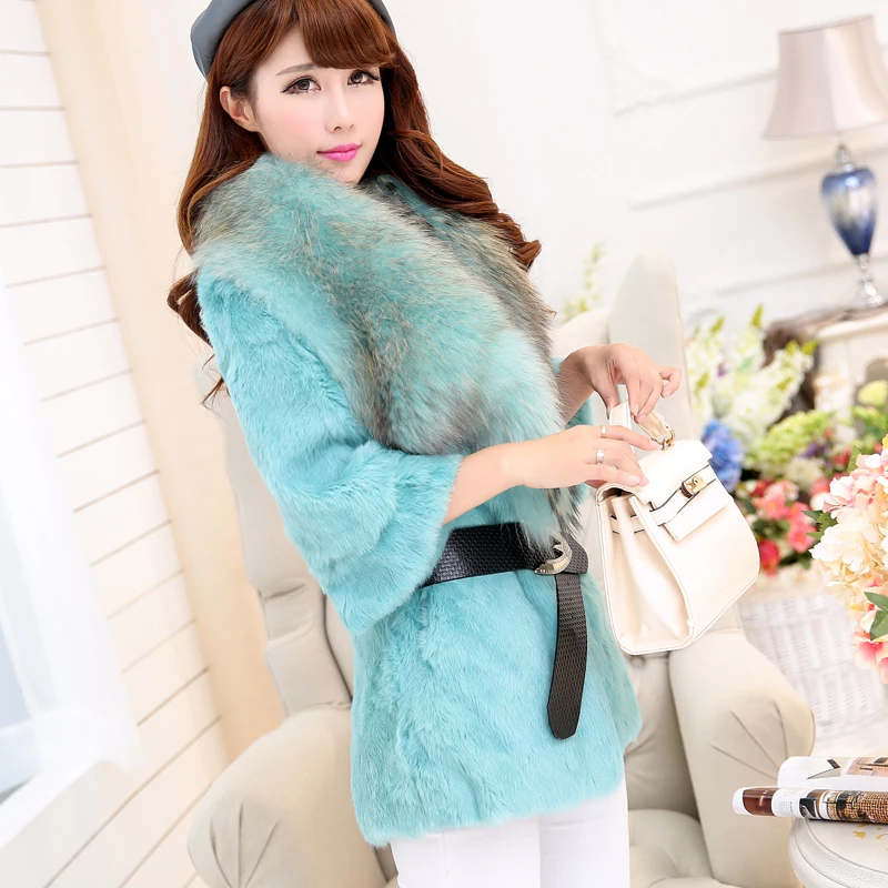 Шуба из натурального цельного кроличьего меха с большим воротником енота рукав