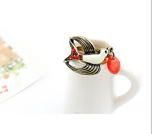 Кольцо в стиле готика панк винтажное с милыми птицами-ласточками r240 | Украшения и