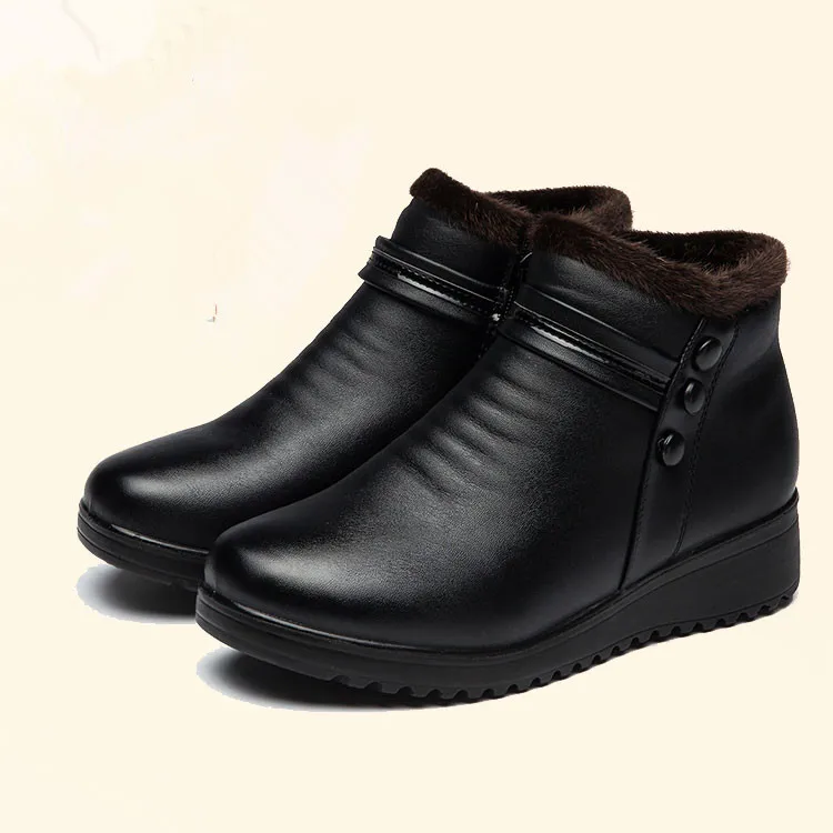 GKTINOO Fashion Winter Boots Women Leather Ankle Warm Boots Mom Autumn Plush Wedge Shoes Woman Shoes Big Size 35-41 - Цвет: 8872 black