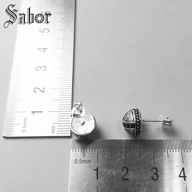 Женские вечерние сережки гвоздики с кристаллами высококачественные