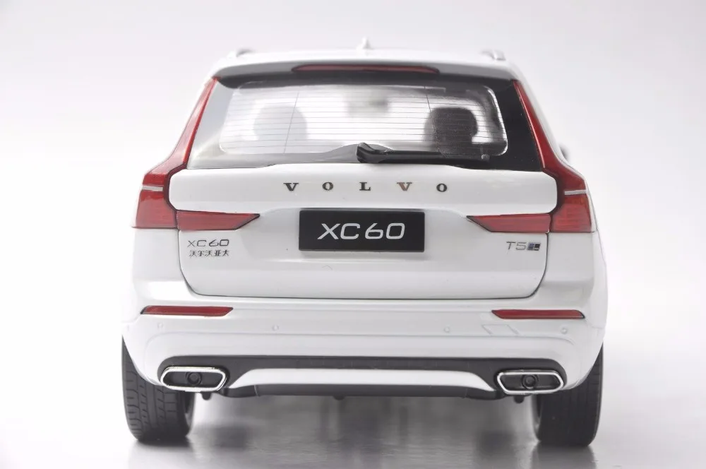 1:18 литая модель для Volvo XC60 XC белый внедорожник игрушечный автомобиль миниатюрная коллекция подарки XC 60