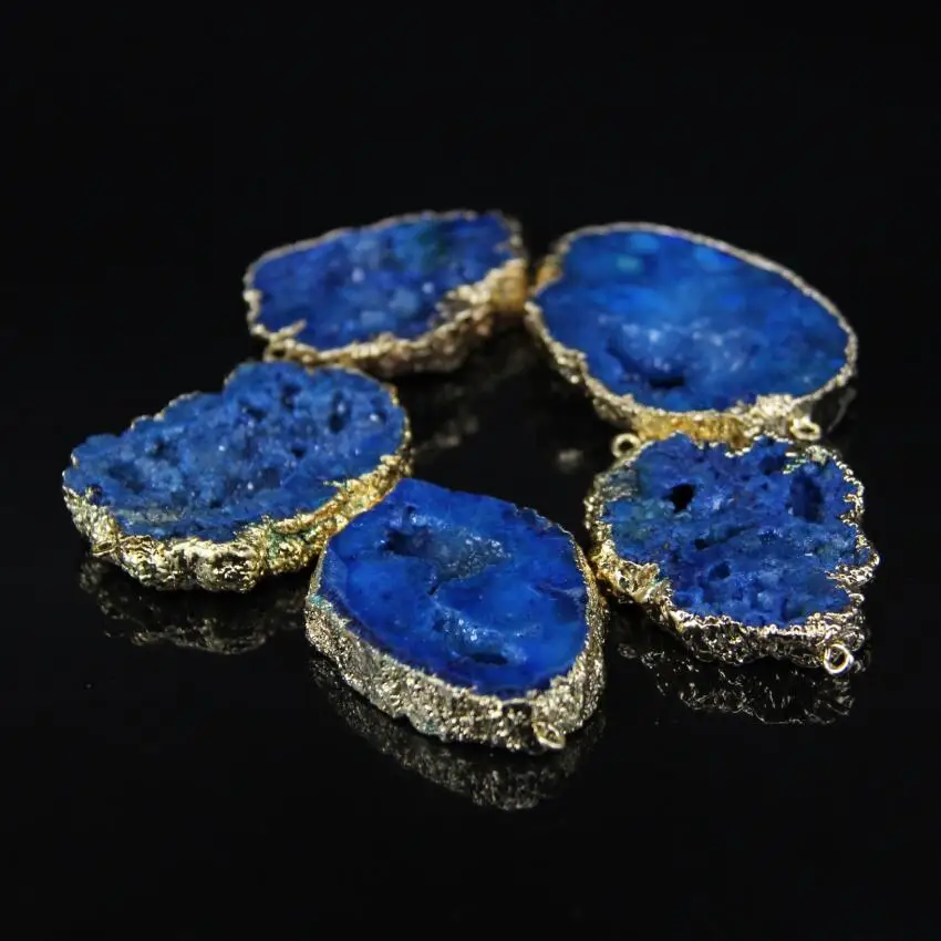 Золотой Край сырье Druzy AG ели Geode Freeform плиты разъем титан синий кварц Грановитая