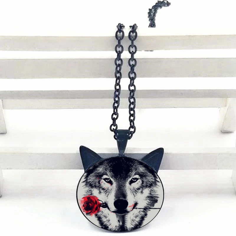 

2019 Nordic Wiccan Wolf Necklace Handmade Glass Cabochon Pendant Necklace Wicca Wolf Tiger Wild Animal Jewelry Magic Amulet Gift