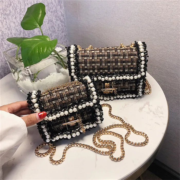Black TOYOOSKY модная Новая женская дизайнерская сумочка, шерстяная женская сумка, сумка на плечо с жемчужной цепочкой, простая квадратная сумка с бисером - Цвет: Black