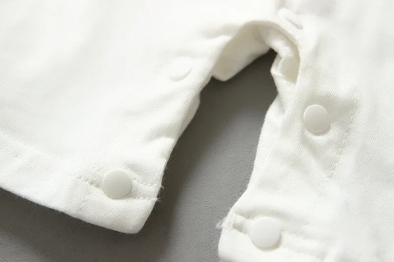 Коллекция 2017 года одежда для маленьких мальчиков летние комплекты одежды Модная