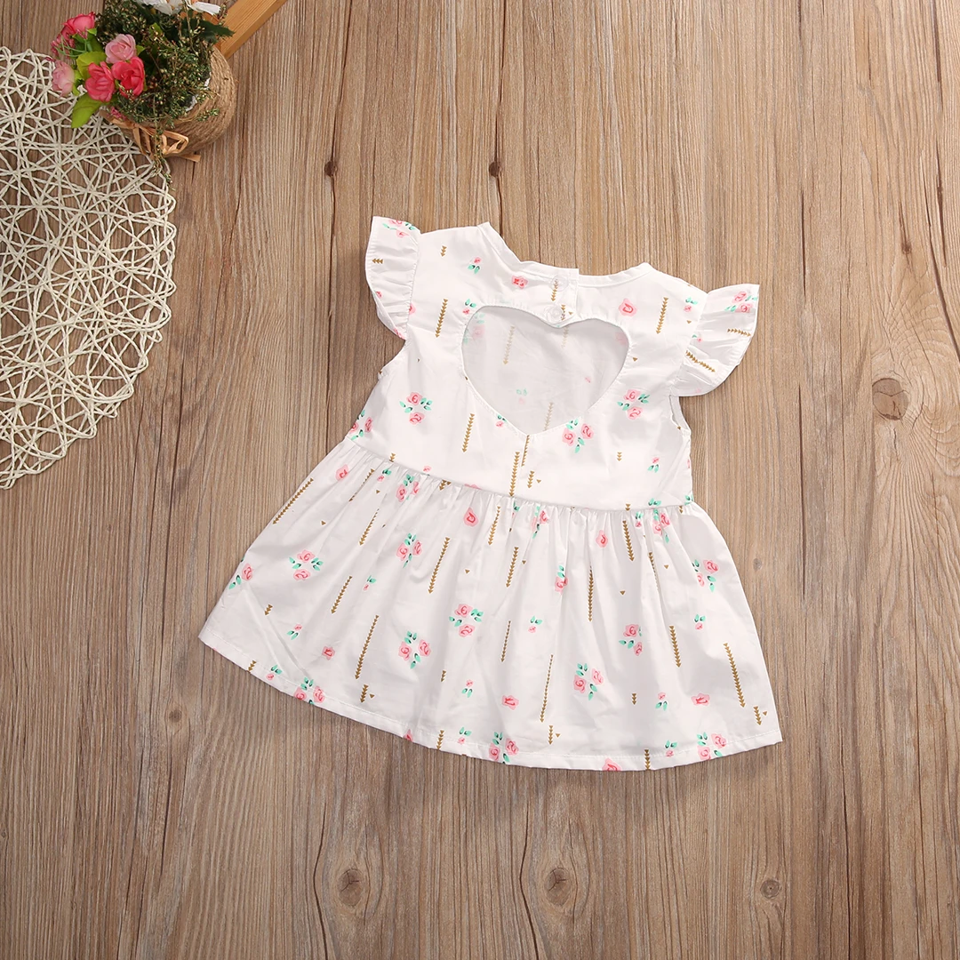 Милое праздничное платье принцессы с открытой спиной и сердечком для девочек