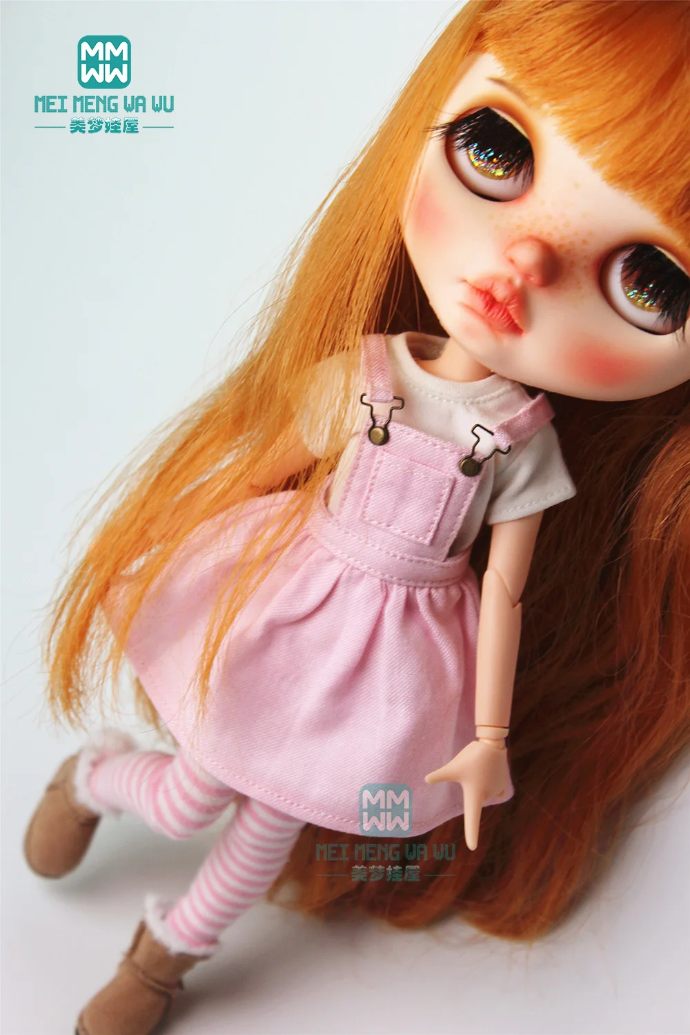 Модное джинсовое платье на бретельках красное розовое синее для 28-30 см Blyth Azone 1/6