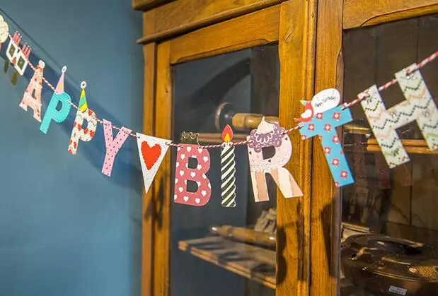 Яркий бумажный флаг с надписью Happy вечерние Декоративный баннер флажки для дня