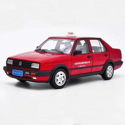 Имитация высокой степени 1:18 Классическая старая модель Jetta из сплава литая