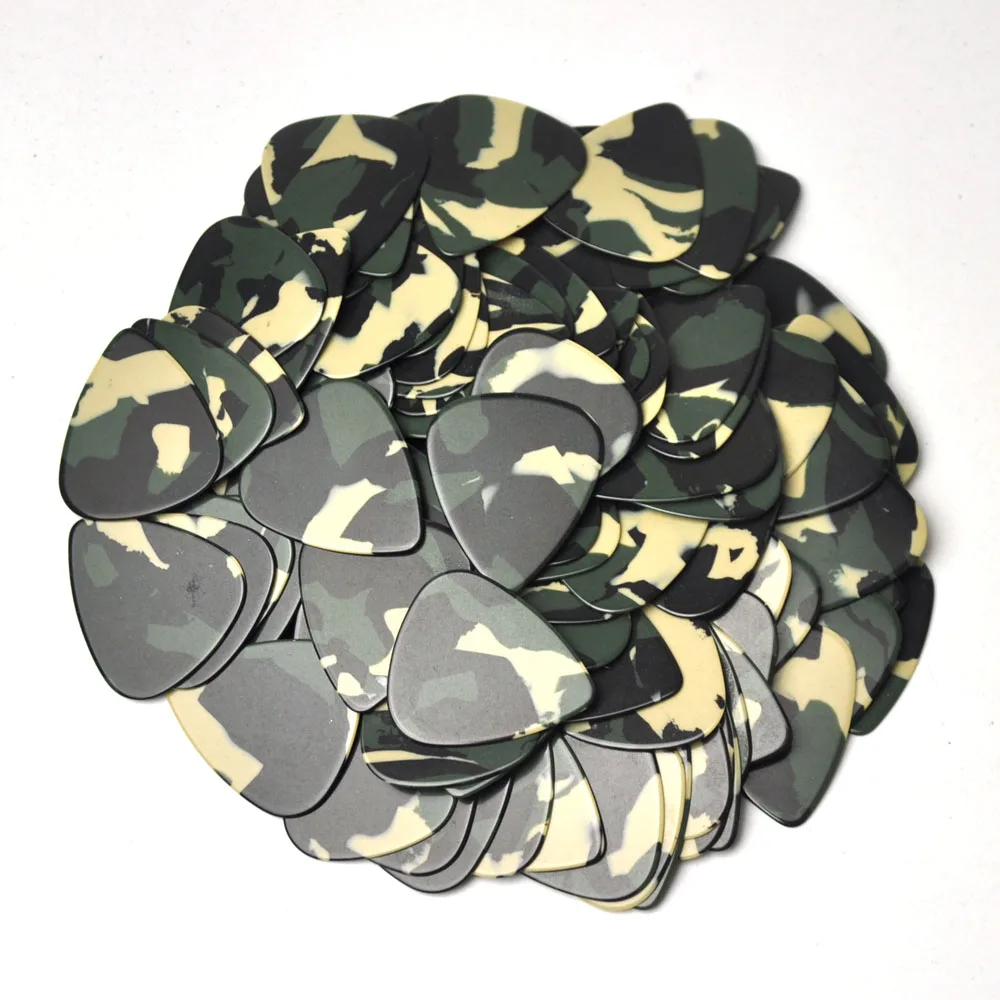 

50 pcs new medium 0.71mm Blank Camouflage Green guitar picks Celluloid No Print