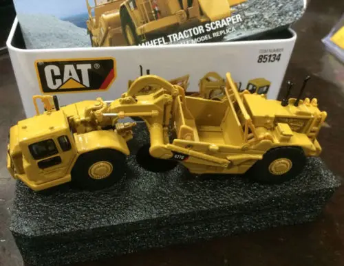 

HO Scale DM Model Caterpillar 627G Wheel tractor scraper cat 85134 NEW