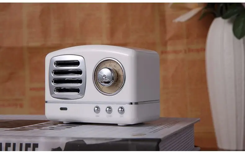 Bluetooth speaker retro mini wireless Insert card soundbar cute u disk phone subwoofer | Электроника