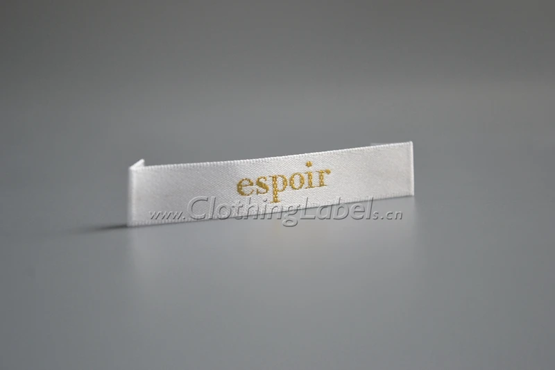 custom fabric woven clothing labels white background gold logo with size label. Price doesn't include label | Дом и сад