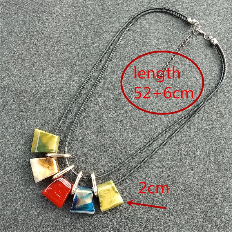 Ожерелье чокер с кулоном женское длинное ожерелье из черной кожи пластиковым