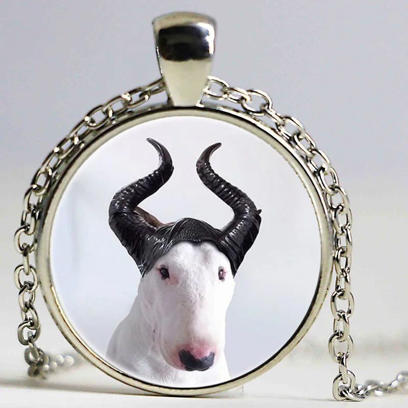 С бультерьером собакой с милыми животными фото стекло на длинной цепочке в стиле