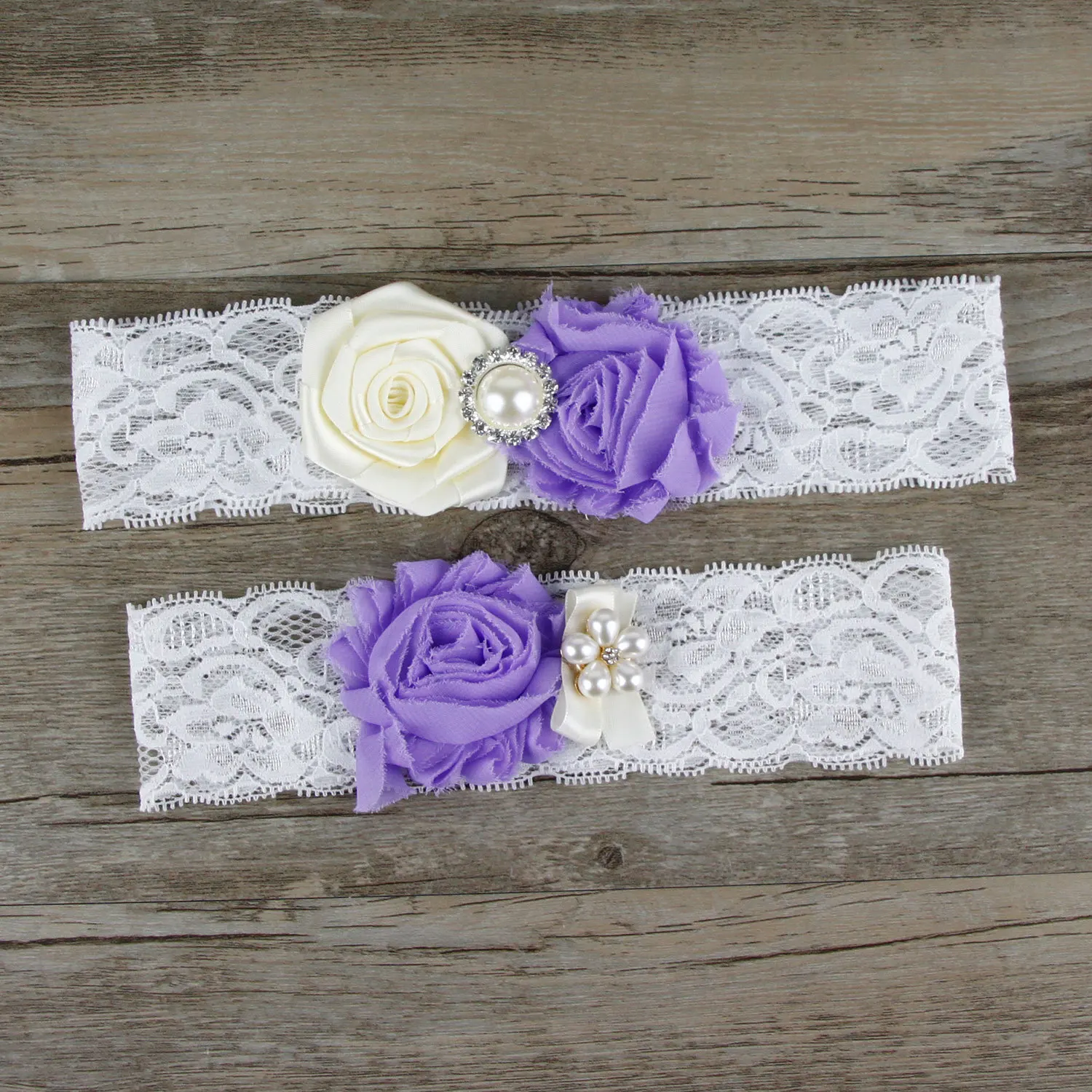 Selling 1 pack of 2 white and elegant vanilla colored Garters bride wedding accessories thigh decoration | Дом и сад