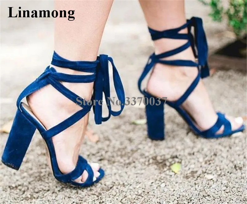 Женские замшевые босоножки на толстом каблуке с открытым носком|Боссоножки и