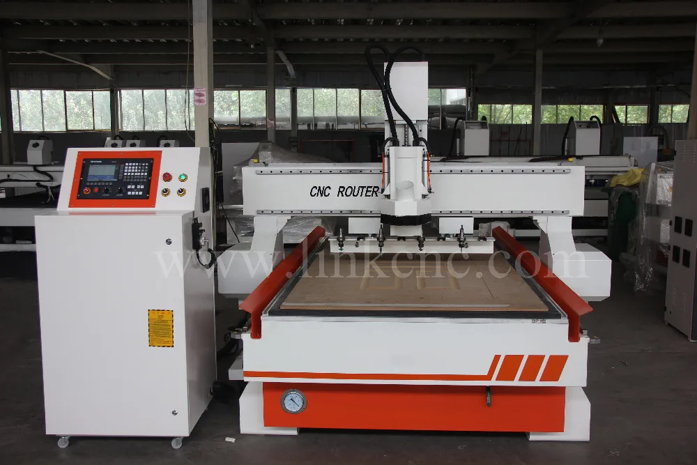Высокий стандарт 1300*2500 мм УВД cnc router машина | Инструменты