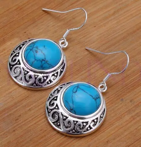 

Fine Natural jadeite round bead silver hook earrings Vintage style