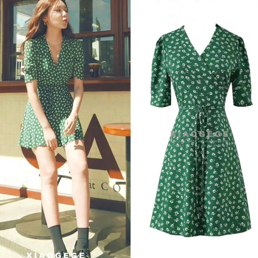 

Vintage Floral dress women summer V-neck short sleeve printed chiffon dress a-line